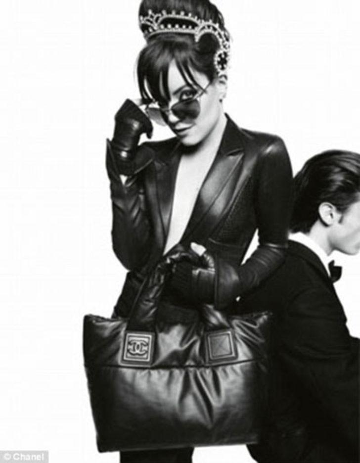 Chanel'in Modeli Lily Allen