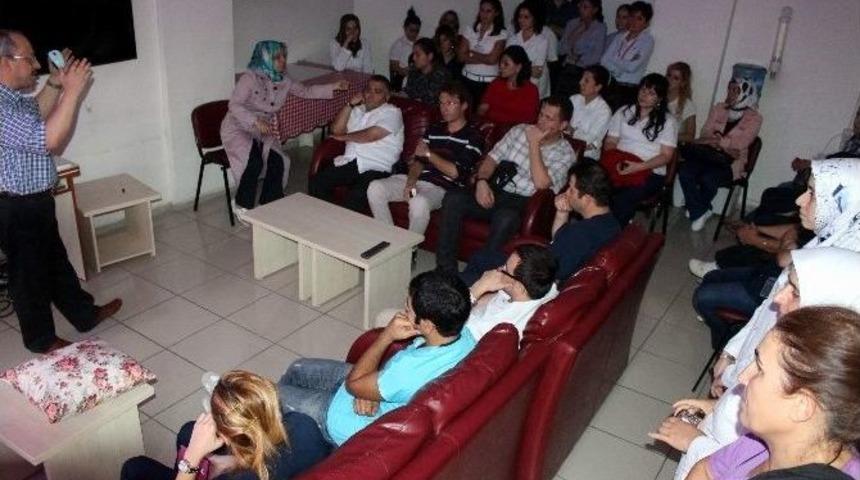 Diş Sağlığı Merkezi &Ccedil;alışanlarına Meslek Hastalıkları Eğitimi