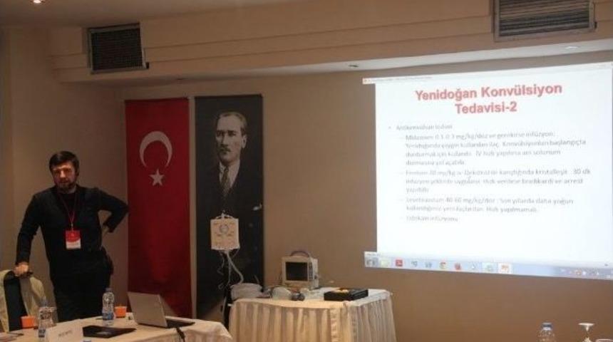 T&uuml;rkiye&rsquo;de İlk Defa Yenidoğan Nakli Eğitimi Verildi