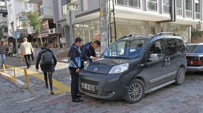 Karşıyaka&rsquo;da Sarı &Ccedil;izgi İşgaline Ceza Yağdı