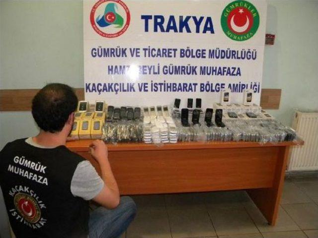 Hamzabeyli&rsquo;De Ka&ccedil;ak Telefon Ve İ&ccedil;ki Operasyonu 1