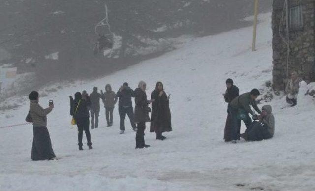 Uludağ Sezonu A&ccedil;tı, Teleferik De 10 G&uuml;n Sonra Oteller B&ouml;lgesinde 1