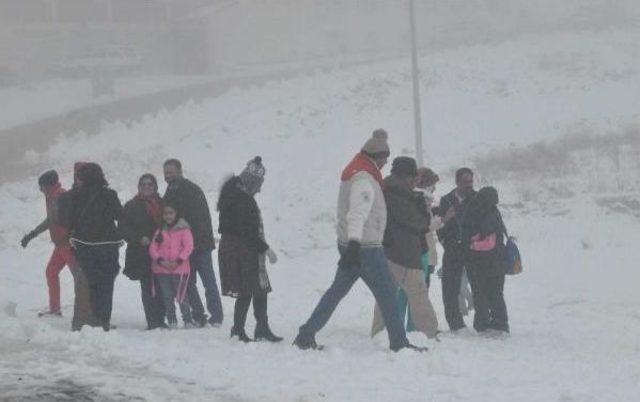 Uludağ Sezonu A&ccedil;tı, Teleferik De 10 G&uuml;n Sonra Oteller B&ouml;lgesinde 2
