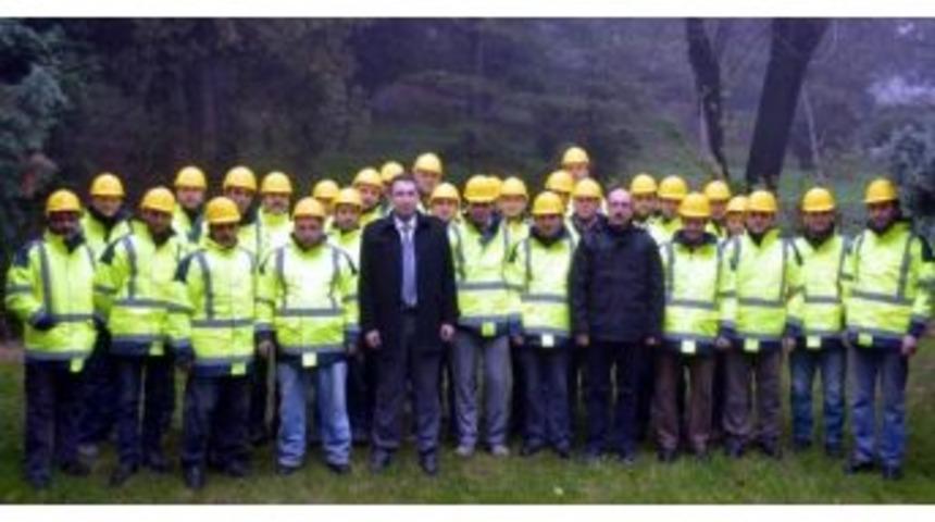 Park Ve Bah&ccedil;eler M&uuml;d&uuml;rl&uuml;ğ&uuml; Personeline Yeni İş Kıyafeti