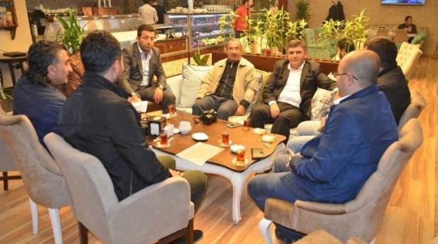 Cengiz&rsquo;den &Uuml;niversite &Ouml;ğrencilerine Burs