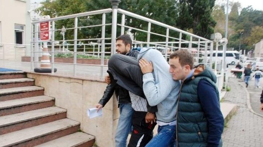 Yardım K&ouml;m&uuml;rlerini &Ccedil;aldıkları İddia Edilen Ş&uuml;pheliler Serbest