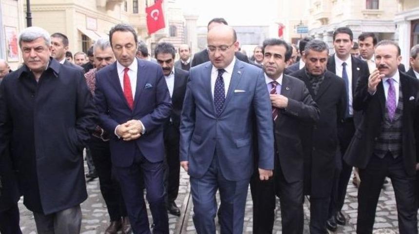 Başbakan Yardımcısı Yal&ccedil;ın Akdoğan: