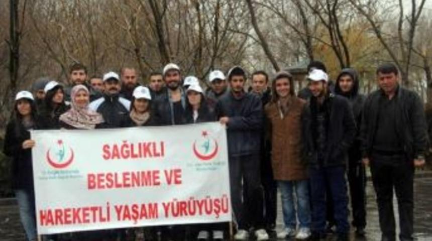 Van&rsquo;da &lsquo;sağlıklı Yaşam&rsquo; Y&uuml;r&uuml;y&uuml;ş&uuml;
