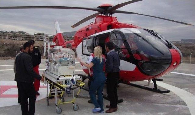Helikopter Ambulans, Minik Bebek İçin Havalandı