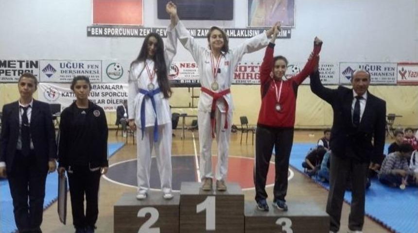 Taekwondodan 4 Madalya