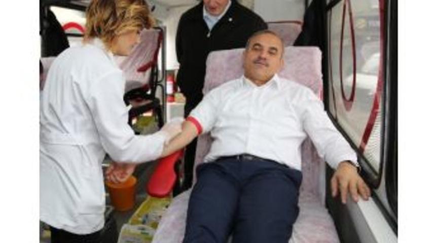 Altınordu Belediyesi&rsquo;nde Kan Bağışı