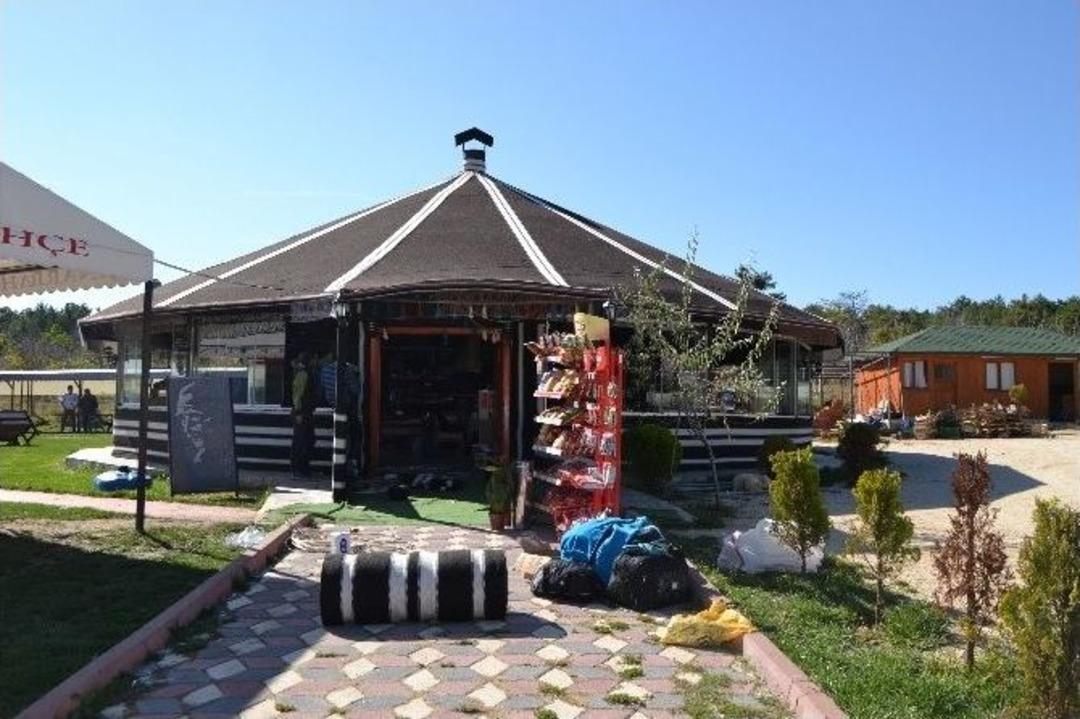 G&ouml;lpark&rsquo;ta Bulunan İşletmeciler Sıkıntılarına &Ccedil;&ouml;z&uuml;m Bekliyor