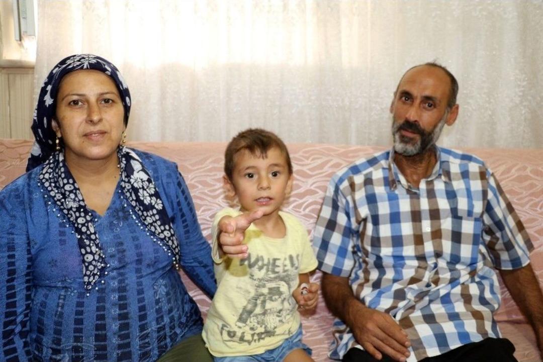 (&ouml;zel Haber) 4 Yaşındaki &Ccedil;ocuğun İşitme Cihazını &Ccedil;aldılar