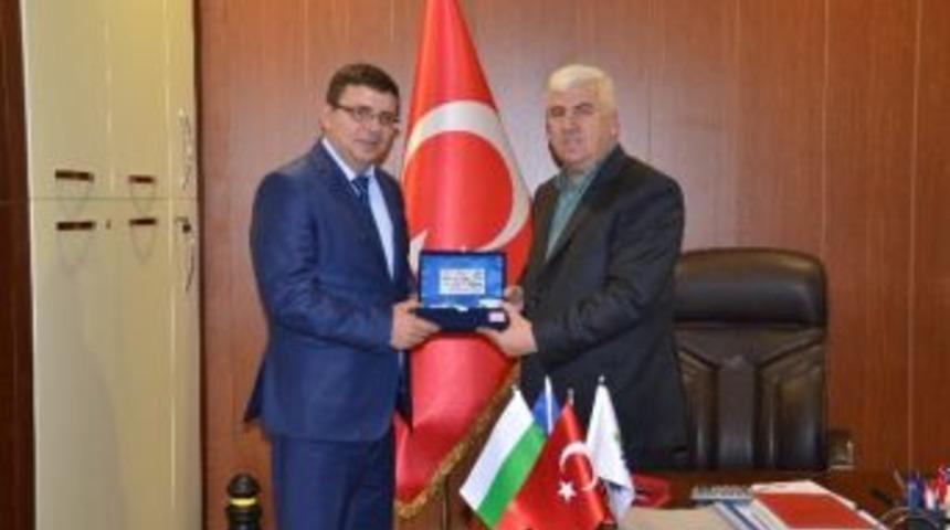 Hak Ve &Ouml;zg&uuml;rl&uuml;kler Partisi&rsquo;nden Ergene Belediye Başkanı Y&uuml;ksel&rsquo;e Ziyaret