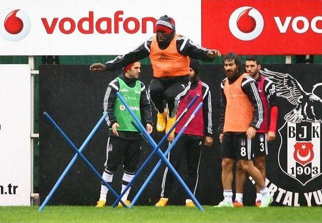 Beşiktaş, Derbi Maçı Hazırlıklarını Sürdürüyor