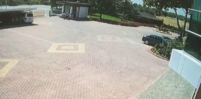 Fabrikaya Kurye Gibi Gelip, Muhasebeci Eşine Kurşun Yağdırdı 1