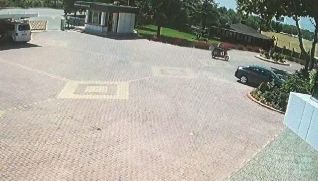 Fabrikaya Kurye Gibi Gelip, Muhasebeci Eşine Kurşun Yağdırdı 2