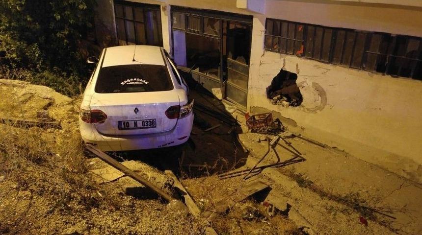 Sivas&rsquo;ta Trafik Kazası: 6 Yaralı