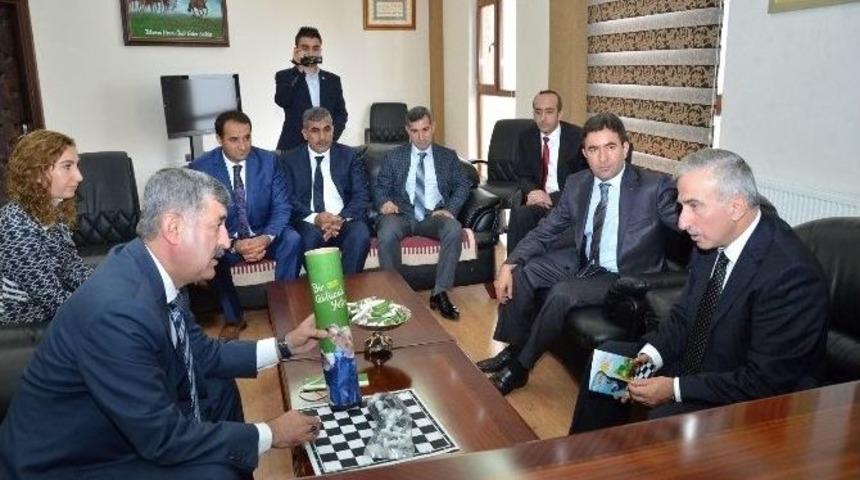 Vali S&uuml;leyman Kam&ccedil;ı&rsquo;dan Yeşilyurt Belediyesi&rsquo;ne Ziyaret