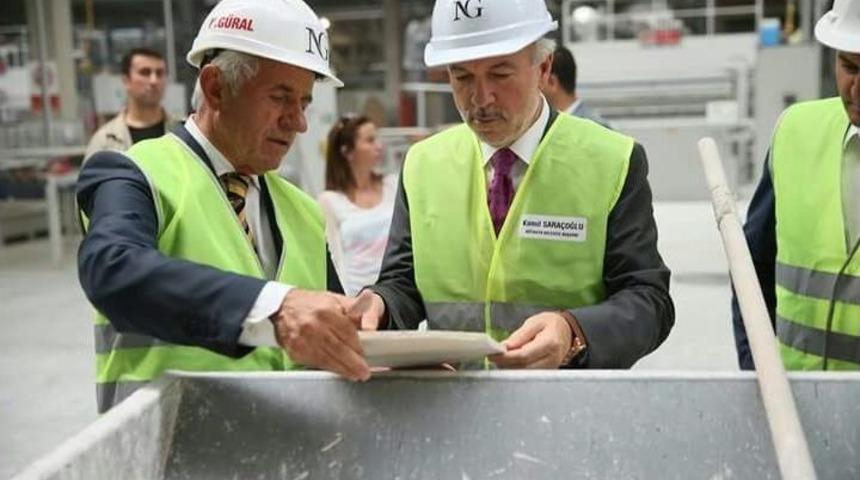 Başkan Kamil Sara&ccedil;oğlu, 15 Temmuz Şehitleri Seramik Fabrikası&rsquo;nı İnceledi
