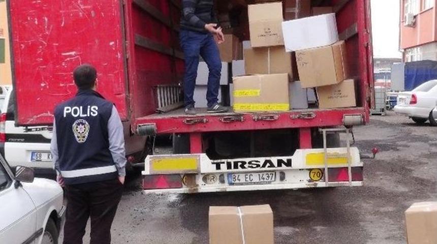 Aksaray&rsquo;da 50 Bin Paket Sigara Ele Ge&ccedil;irildi