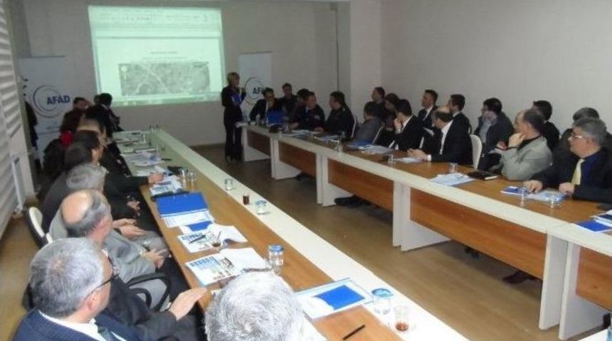 D&uuml;zce&rsquo;de Afet Ve Acil Durum Toplantısı