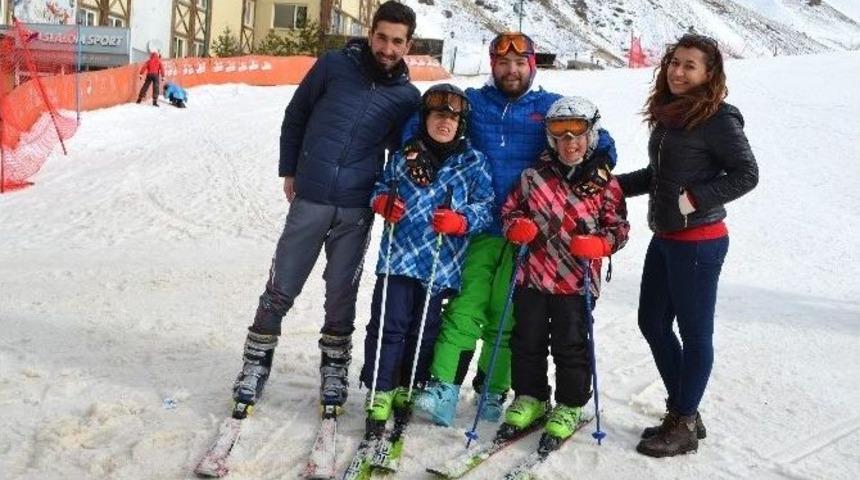 &Ouml;zel Sporcular İ&ccedil;in Yarar&rsquo;lı Bir İş Yaptı