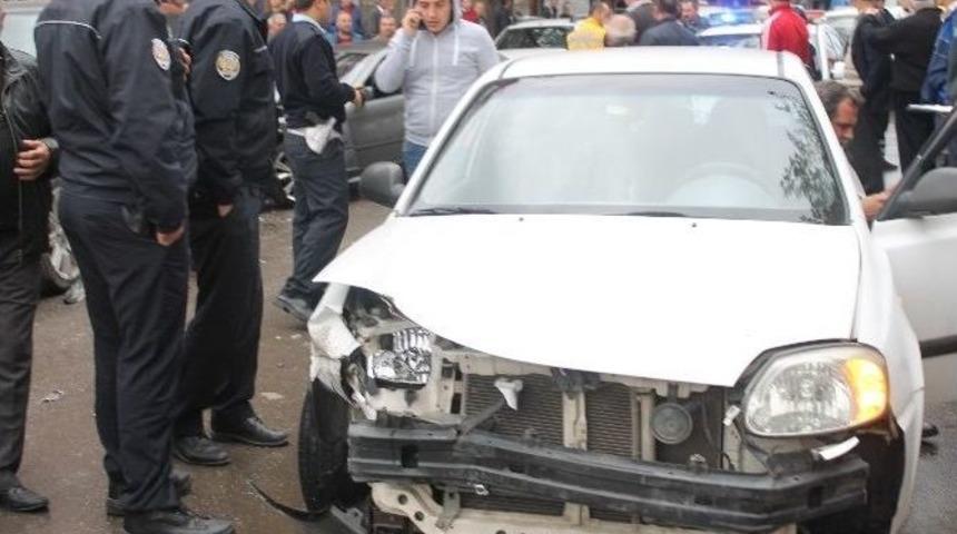 Yeni Aldığı Otomobille Kaza Yaptı: 1 Yaralı