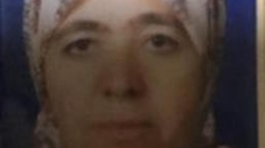 61 Yaşındaki Kadın 5. Kattan Atlayarak İntihar Etti