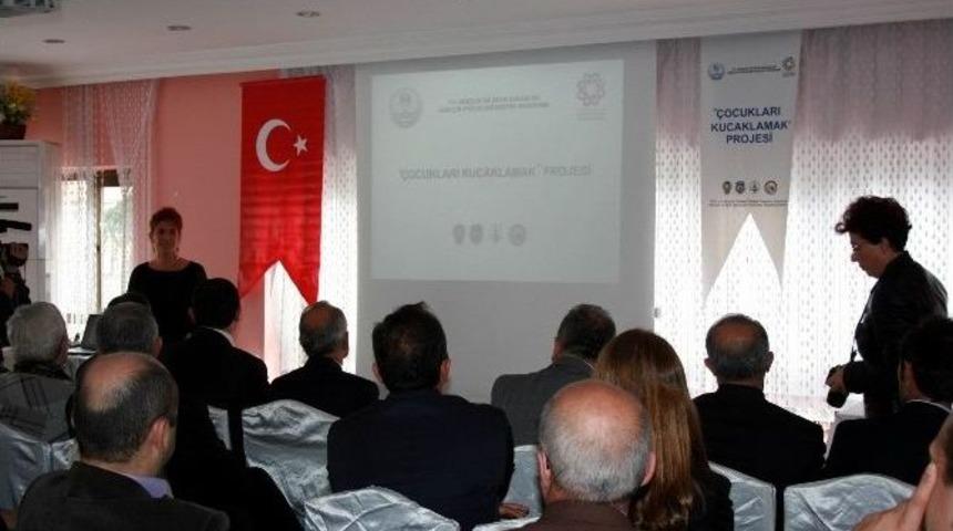 Çocukları Kucaklamak Projesi