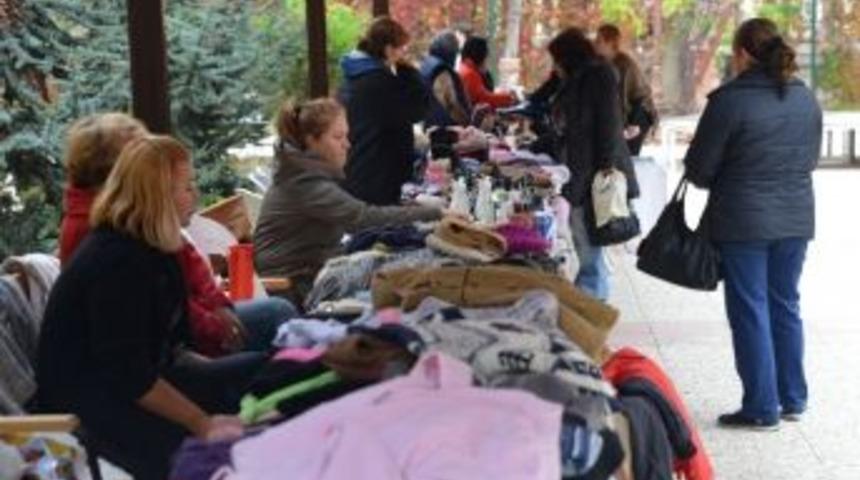 Tepebaşı&rsquo;nda &Uuml;reten Kadın Panayırı