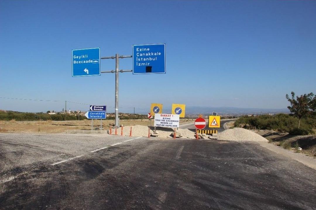 (&ouml;zel Haber) "eyvah Eyvah" Filminin &Ccedil;ekildiği Geyikli&rsquo;nin Yolu Kapandı, Vatandaşlar İşlerine Gidemiyor