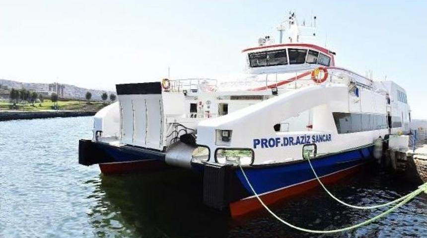 İzmir'in 15. Gemisi 'aziz Sancar' Geldi