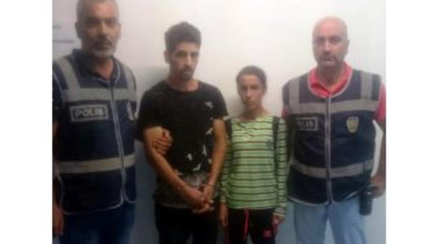 Eşi G&ouml;zc&uuml;l&uuml;k Yaparken Kendisi Evleri Soydu