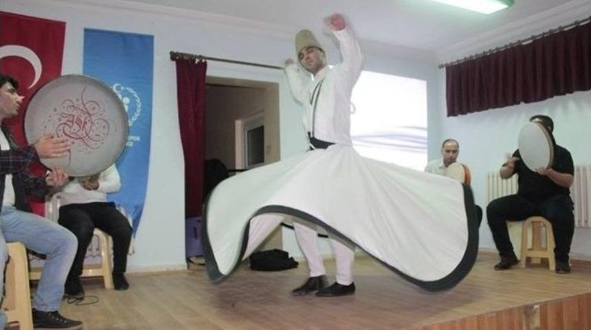 Karaman&rsquo;da Gen&ccedil;lik Merkez&rsquo;inde Mevlana Anıldı