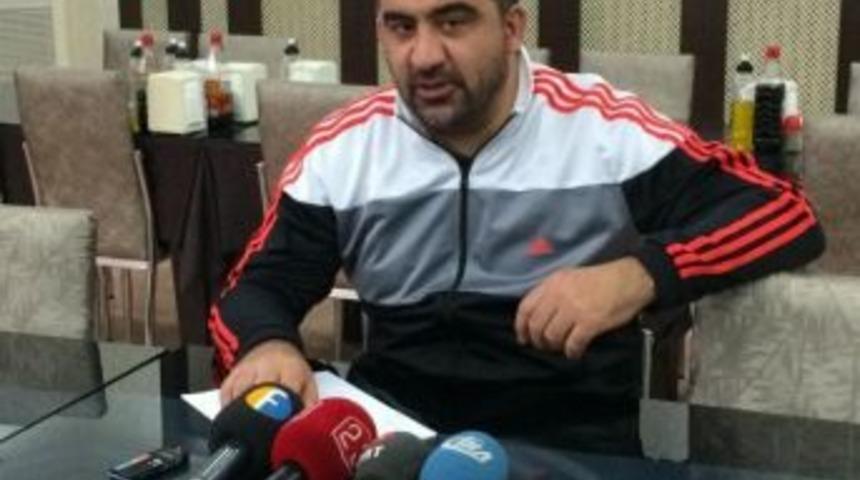 &Uuml;mit &Ouml;zat: "kazanamıyorsak, Kaybetmeyeceğiz"