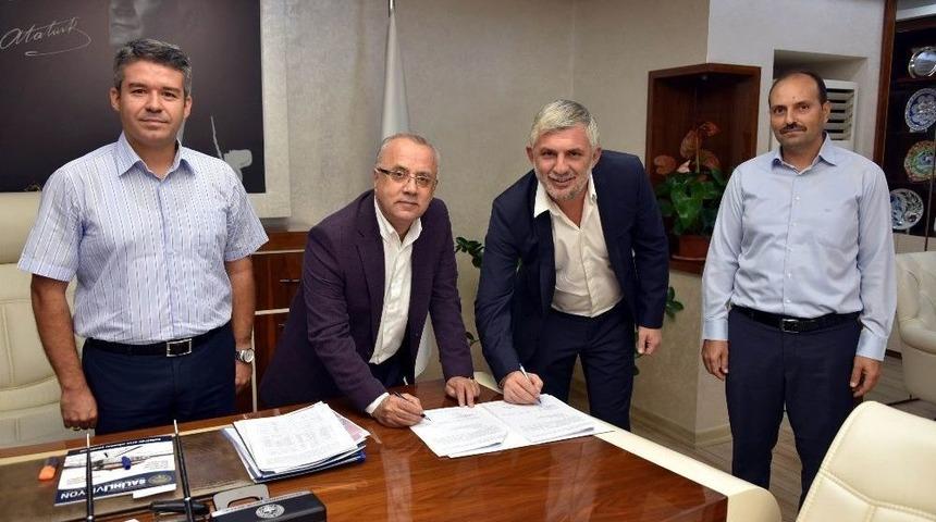 Salihli Osb&rsquo;ye Yatırımcılardan Yoğun Talep