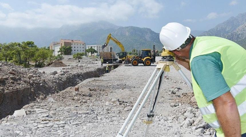 Batı İl&ccedil;eleri Altyapısına 10 Milyonluk Yatırım