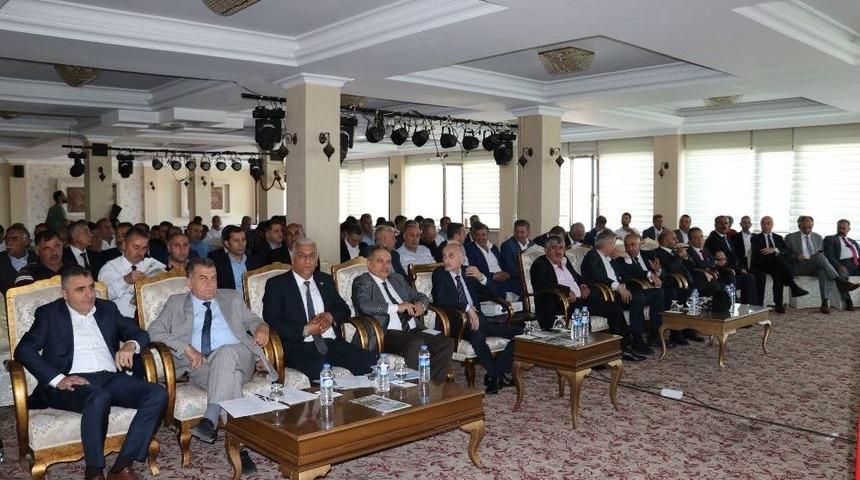 T&ouml;hob Van&rsquo;da Toplandı