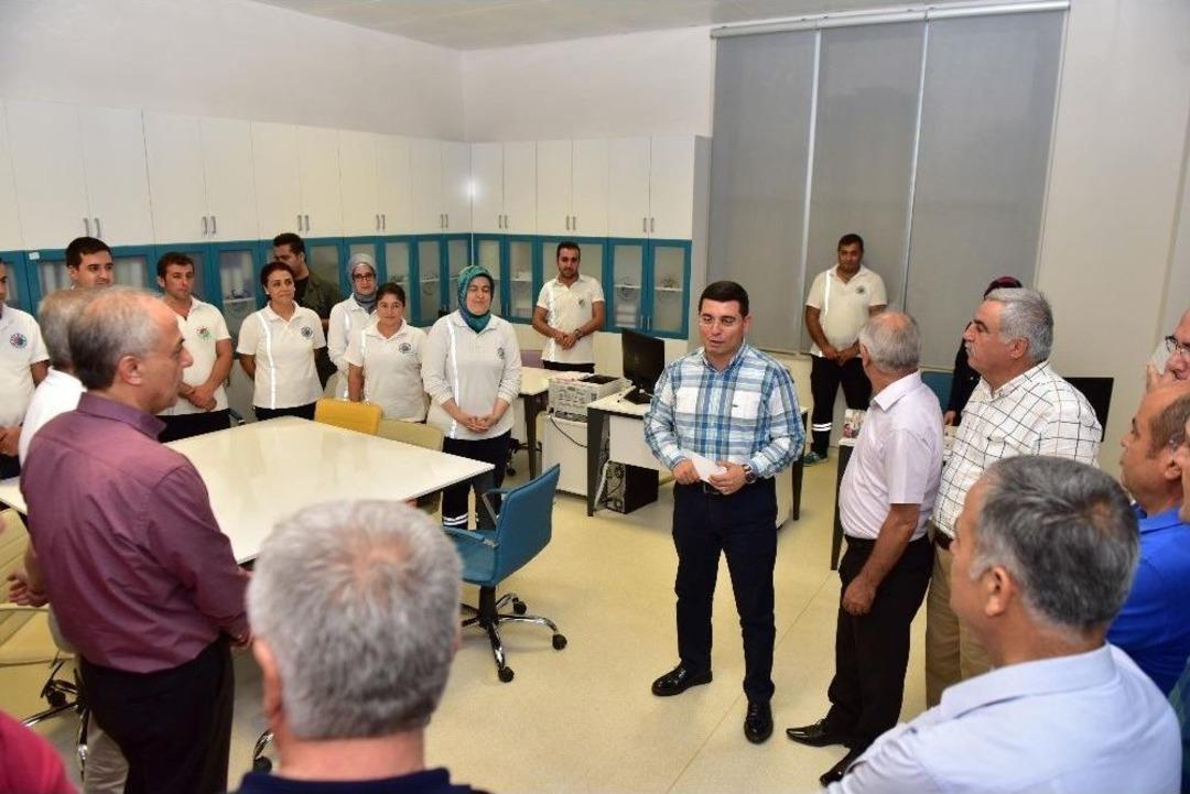 T&uuml;t&uuml;nc&uuml;, Belediye Sağlık Merkezi&rsquo;ni Tanıttı