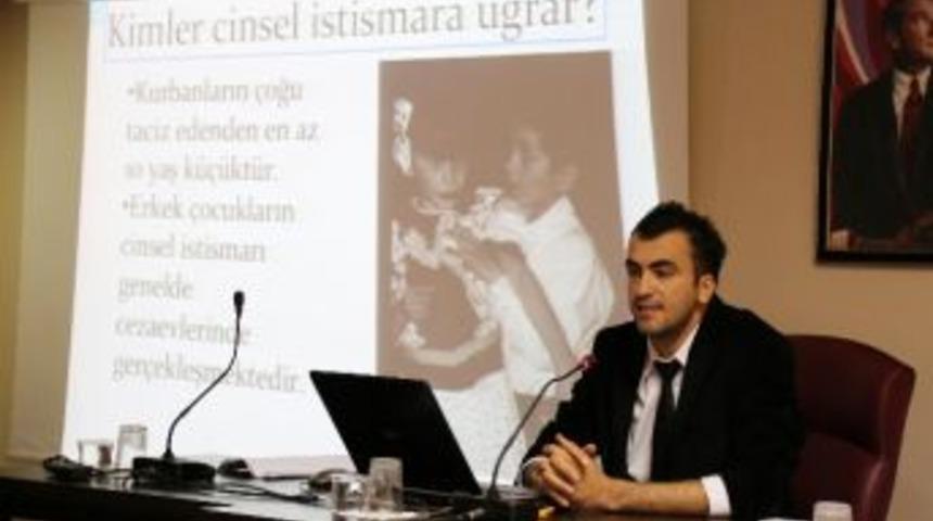 Mezitli Belediyesi &Ccedil;alışanlarına &lsquo;internet Ve &Ccedil;ocuk İstismarı&rsquo; Eğitimi Verildi