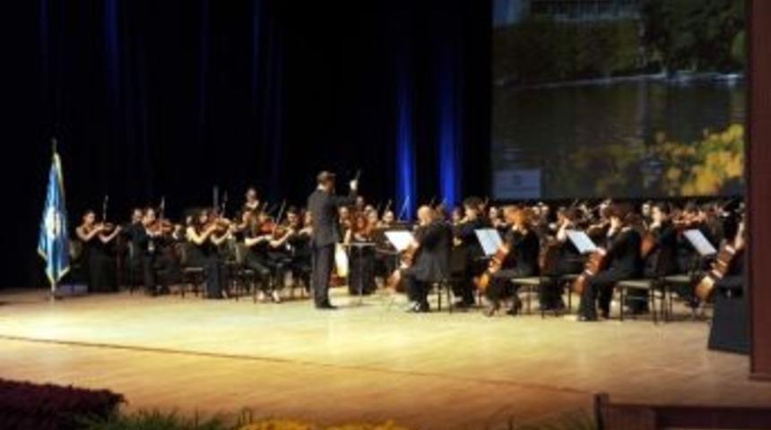 Anadolu &Uuml;niversitesi Senfoni Orkestrası&rsquo;ndan Yeni Yıla &Ouml;zel Konser