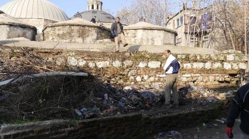 Edirne&rsquo;de Tarihi Hamam Temizlendi