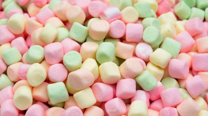 Marshmallow Aslında Nedir? Nereden Gelmiştir? Nasıl Üretilir?