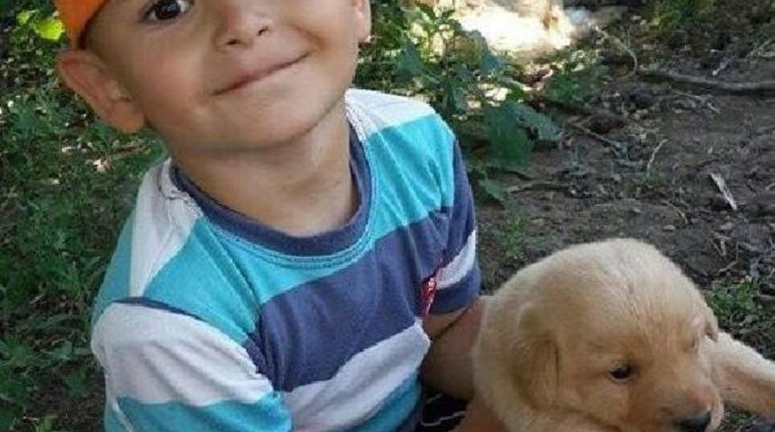 Boşandığı Eşinin Oğlunu Suriye'ye Ka&ccedil;ırdığı Iddiasıyla Şikayet&ccedil;i Oldu