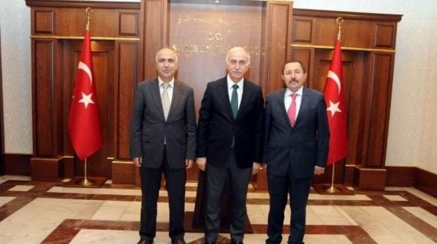 Vali Şahin&rsquo;e Ziyaretler