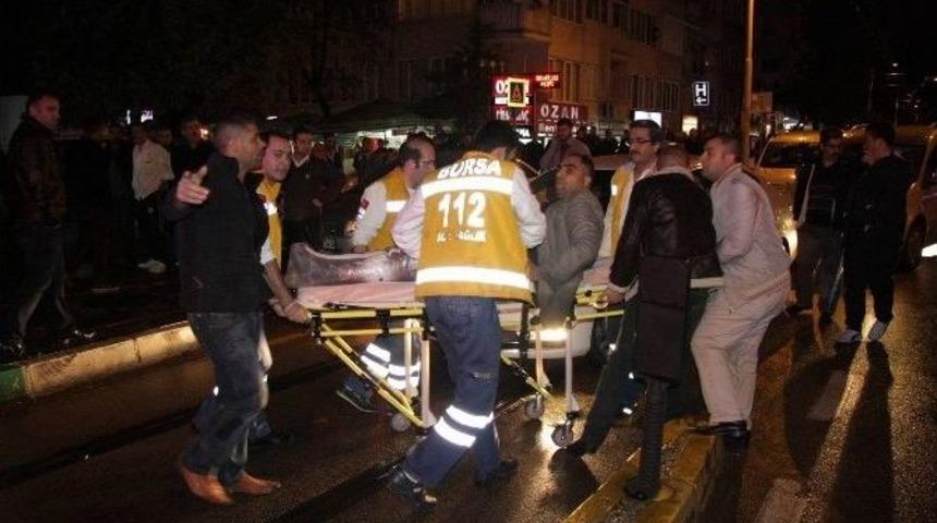 Oto Kiralama Şirketi&rsquo;nde Silahlı Kavga: 4 Yaralı