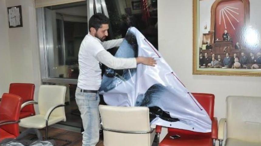 Trabzon'da Chp'nin 17 Aralık Pankartı İndirildi