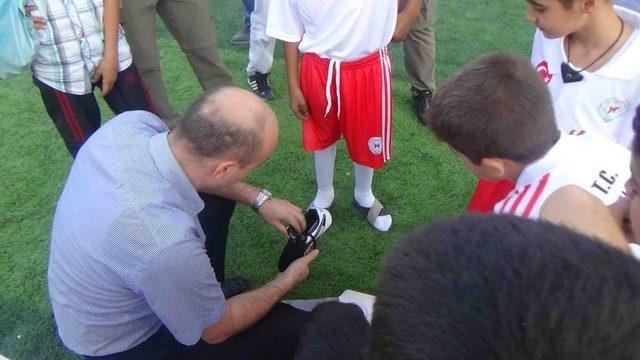 Kulp’ta 100 Çocuğa Spor Kıyafeti Dağıtıldı 2