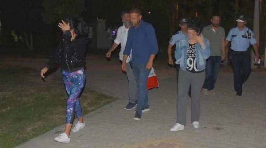 K&uuml;tahya'da Masaj Salonuna Fuhuş Baskını